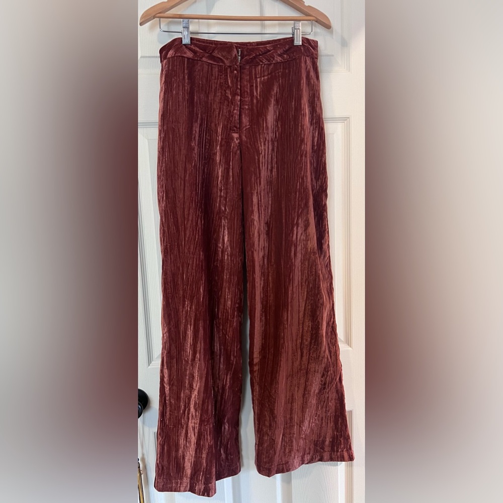 Velvet trouser pants!